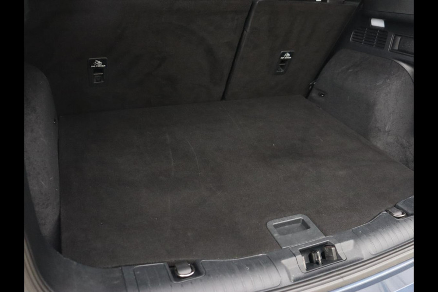 Ford Kuga 2.5 PHEV ST-Line X | Panoramadak | Adaptive cruise | 360 Camera | Leder/Alcantara | Carplay | Full LED | Navigatie | Keyless | Digital Cockpit | Plug In