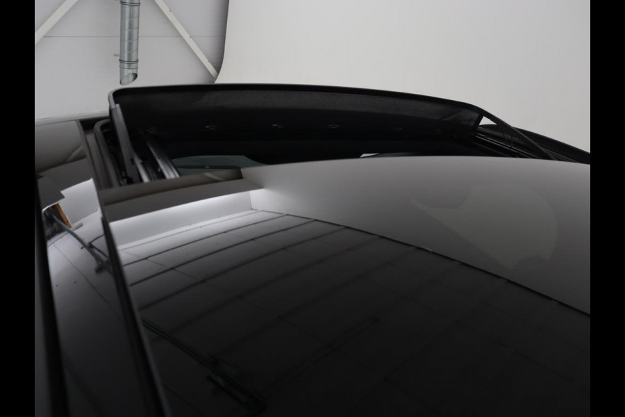 Ford Kuga 2.5 PHEV ST-Line X | Panoramadak | Adaptive cruise | 360 Camera | Leder/Alcantara | Carplay | Full LED | Navigatie | Keyless | Digital Cockpit | Plug In