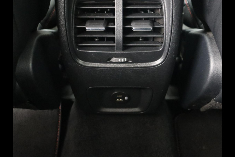 Ford Kuga 2.5 PHEV ST-Line X | Panoramadak | Adaptive cruise | 360 Camera | Leder/Alcantara | Carplay | Full LED | Navigatie | Keyless | Digital Cockpit | Plug In