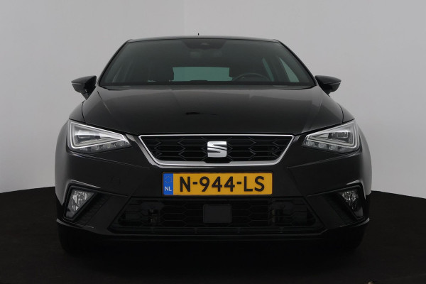 Seat Ibiza 1.0 EcoTSI FR Business Intense (DIGITALE COCKPIT, STOELVERWARMING, CRUISE ADAPTIEF, CARPLAY NAVIGATIE) Seat Ibiza 1.0 EcoTSI FR Business Intense (DIGITALE COCKPIT, STOELVERWARMING, CRUISE ADAPTIEF, CARPLAY NAVIGATIE)