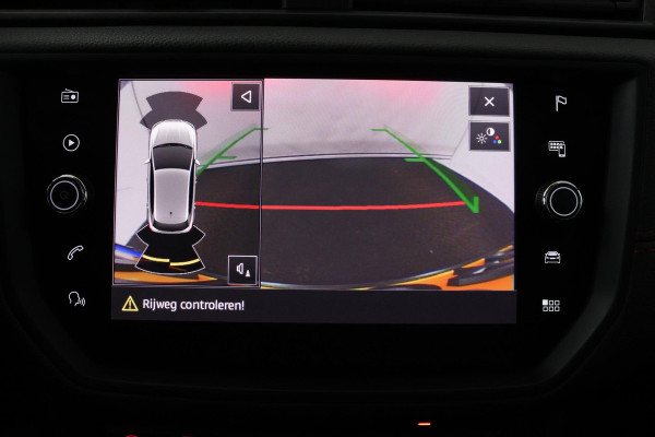 Seat Ibiza 1.0 TSI FR Business Intense (PANORAMADAK, CRUISE ADAPTIEF, ACHTERUITRIJCAMERA, CARPLAY NAVIGATIE, PARKEERSENSOREN) Seat Ibiza 1.0 TSI FR Business Intense (PANORAMADAK, CRUISE ADAPTIEF, ACHTERUITRIJCAMERA, CARPLAY NAVIGATIE, PARKEERSENSOREN)