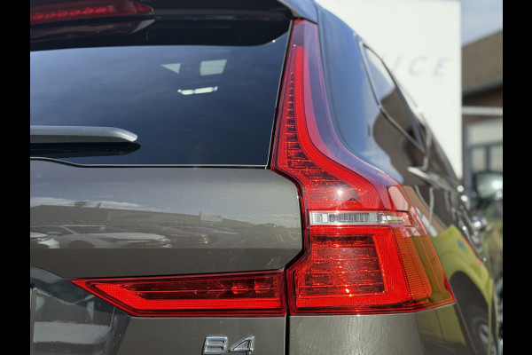 Volvo XC60 2.0 B4 R-Design | Pano | Trekhaak | H/K | Memory | Google Maps | 21 inch