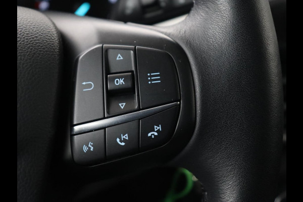 Ford Focus 1.0 EcoBoost Titanium | Trekhaak | Stoel & stuurverwarming | Carplay | Navigatie | Climate control | Keyless | Cruise control | Parkeerhulp | Bluetooth