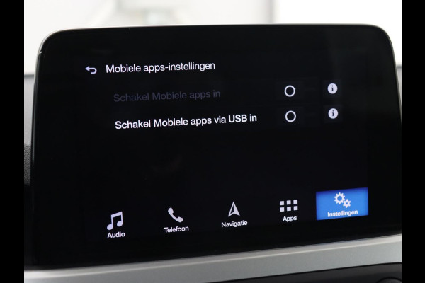 Ford Focus 1.0 EcoBoost Titanium | Trekhaak | Stoel & stuurverwarming | Carplay | Navigatie | Climate control | Keyless | Cruise control | Parkeerhulp | Bluetooth