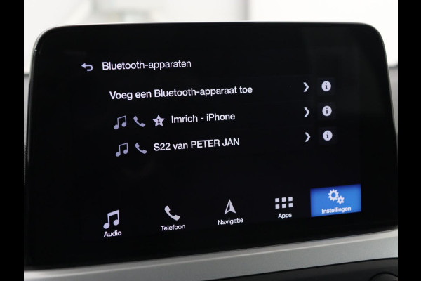 Ford Focus 1.0 EcoBoost Titanium | Trekhaak | Stoel & stuurverwarming | Carplay | Navigatie | Climate control | Keyless | Cruise control | Parkeerhulp | Bluetooth