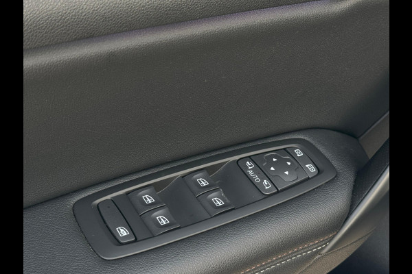 Renault Mégane Estate 1.3 TCe 160 Business Edition One NL-AUTO | VOL LEDER | STOELVERWARMING