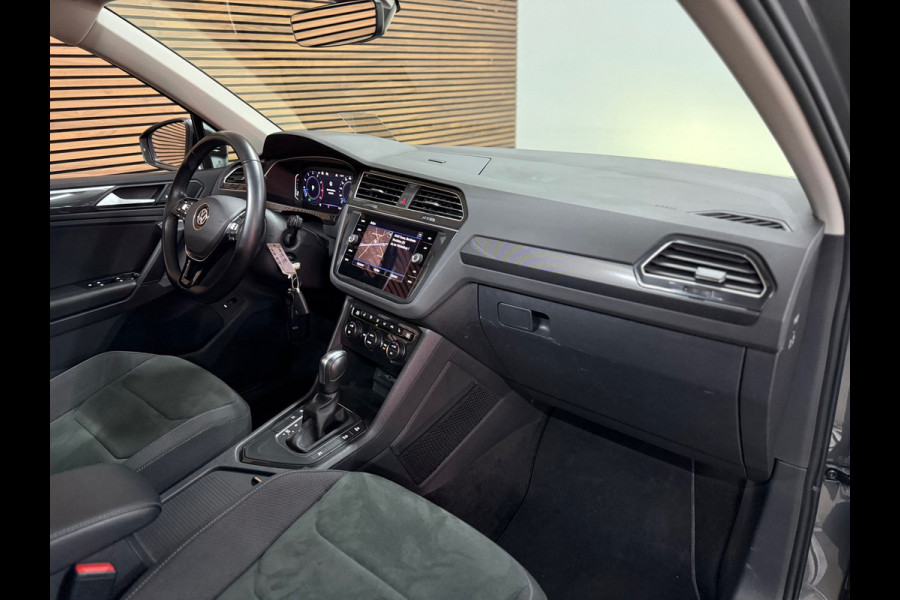 Volkswagen Tiguan 1.5 TSI ACT Highline | Pano | 360° Camera | Adaptive Cruise | HUD | Alcantara | 18' inch Volkswagen Tiguan 1.5 TSI ACT Highline | Pano | 360° Camera | Adaptive Cruise | HUD | Alcantara | 18' inch