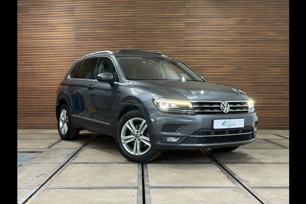 Volkswagen Tiguan 1.5 TSI ACT Highline | Pano | 360° Camera | Adaptive Cruise | HUD | Alcantara | 18' inch Volkswagen Tiguan 1.5 TSI ACT Highline | Pano | 360° Camera | Adaptive Cruise | HUD | Alcantara | 18' inch