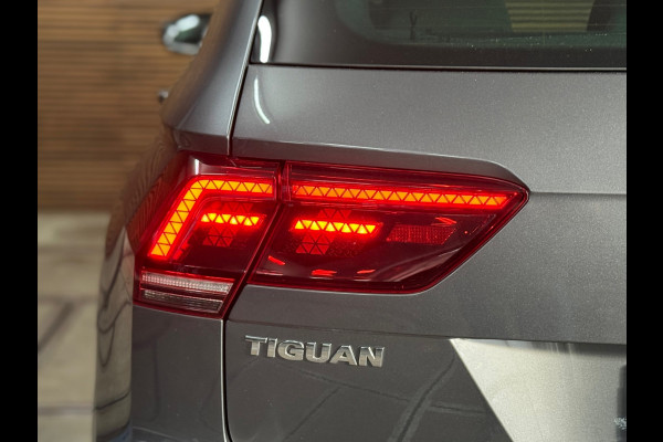 Volkswagen Tiguan 1.5 TSI ACT Highline | Pano | 360° Camera | Adaptive Cruise | HUD | Alcantara | 18' inch Volkswagen Tiguan 1.5 TSI ACT Highline | Pano | 360° Camera | Adaptive Cruise | HUD | Alcantara | 18' inch