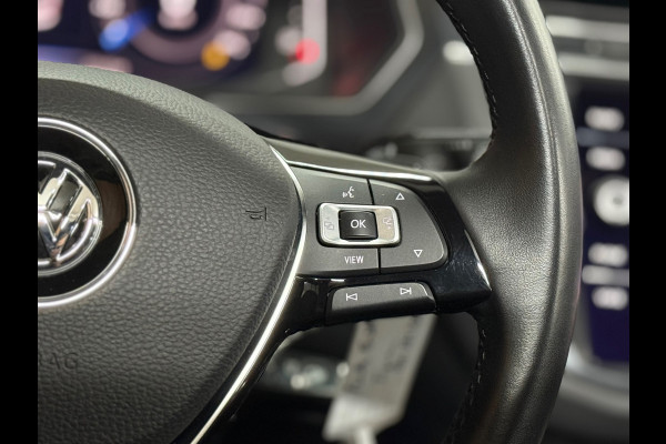 Volkswagen Tiguan 1.5 TSI ACT Highline | Pano | 360° Camera | Adaptive Cruise | HUD | Alcantara | 18' inch Volkswagen Tiguan 1.5 TSI ACT Highline | Pano | 360° Camera | Adaptive Cruise | HUD | Alcantara | 18' inch
