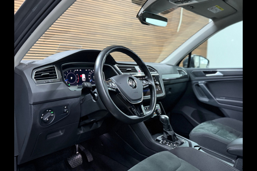 Volkswagen Tiguan 1.5 TSI ACT Highline | Pano | 360° Camera | Adaptive Cruise | HUD | Alcantara | 18' inch Volkswagen Tiguan 1.5 TSI ACT Highline | Pano | 360° Camera | Adaptive Cruise | HUD | Alcantara | 18' inch