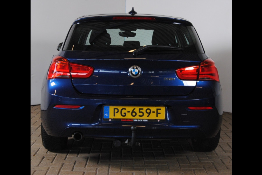 BMW 1-serie 118i Corp. L. Exec. BMW 1-serie 118i Corp. L. Exec.