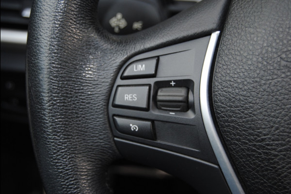 BMW 1-serie 118i Corp. L. Exec. BMW 1-serie 118i Corp. L. Exec.