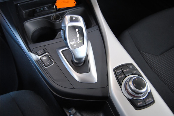 BMW 1-serie 118i Corp. L. Exec. BMW 1-serie 118i Corp. L. Exec.