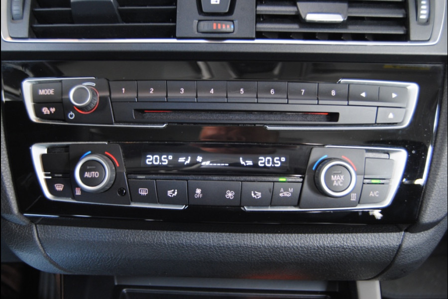 BMW 1-serie 118i Corp. L. Exec. BMW 1-serie 118i Corp. L. Exec.