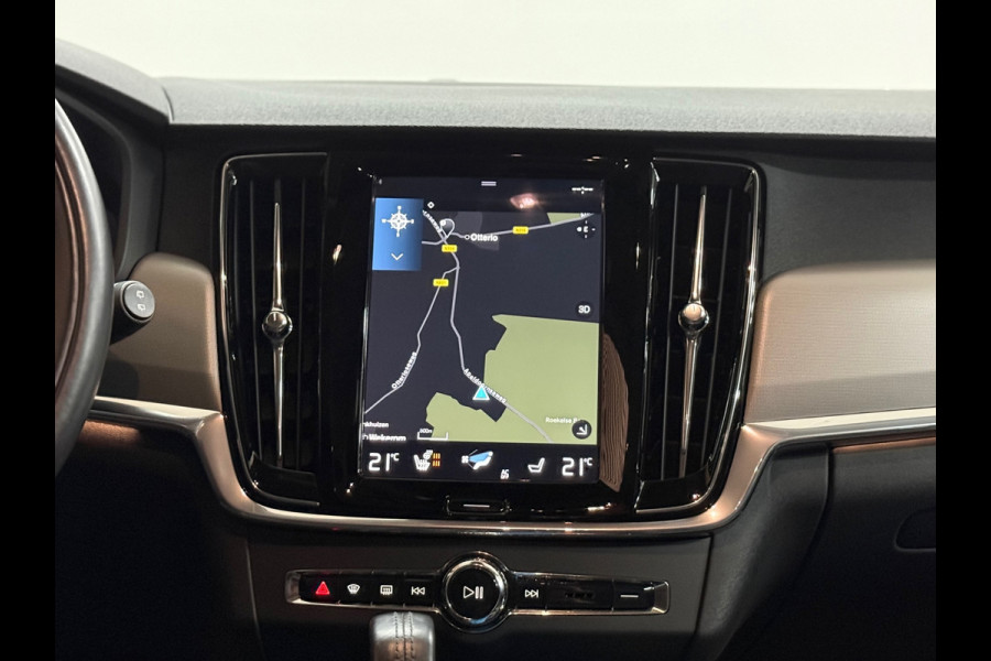 Volvo V90 2.0 T8 AWD Inscription | Leder | Elektr. Trekhaak | HUD | Camera | Memory | Adaptive Cruise Volvo V90 2.0 T8 AWD Inscription | Leder | Elektr. Trekhaak | HUD | Camera | Memory | Adaptive Cruise
