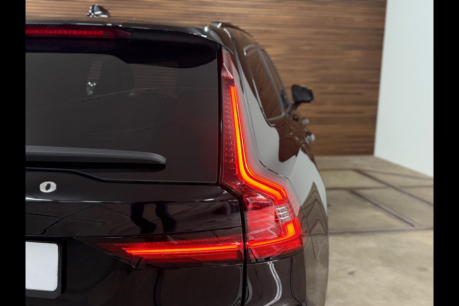 Volvo V90 2.0 T8 AWD Inscription | Leder | Elektr. Trekhaak | HUD | Camera | Memory | Adaptive Cruise Volvo V90 2.0 T8 AWD Inscription | Leder | Elektr. Trekhaak | HUD | Camera | Memory | Adaptive Cruise