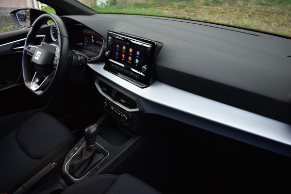 Seat Ibiza TSI 116PK DSG FR-SPORT CAMERA/ACC/CARPLAY