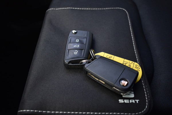 Seat Ibiza TSI 116PK DSG FR-SPORT CAMERA/ACC/CARPLAY