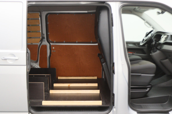 Volkswagen Transporter 2.0 TDI L1H1 28 Volkswagen Transporter 2.0 TDI L1H1 28
