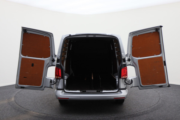 Volkswagen Transporter 2.0 TDI L1H1 28 Volkswagen Transporter 2.0 TDI L1H1 28