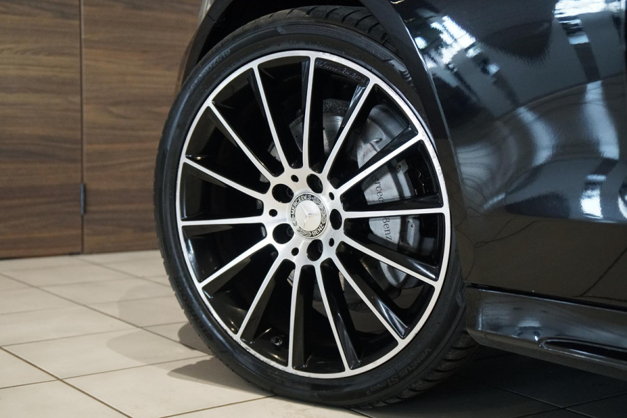Mercedes-Benz C-Klasse Estate 180 AMG Sport Edition *INCL BTW* + PANODAK / BI-XENON / 19'' LMV / STOELVERWARMING Mercedes-Benz C-Klasse Estate 180 AMG Sport Edition *INCL BTW* + PANODAK / BI-XENON / 19'' LMV / STOELVERWARMING