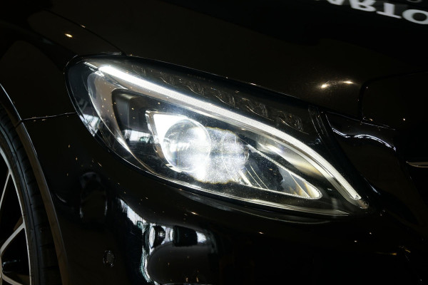 Mercedes-Benz C-Klasse Estate 180 AMG Sport Edition *INCL BTW* + PANODAK / BI-XENON / 19'' LMV / STOELVERWARMING Mercedes-Benz C-Klasse Estate 180 AMG Sport Edition *INCL BTW* + PANODAK / BI-XENON / 19'' LMV / STOELVERWARMING