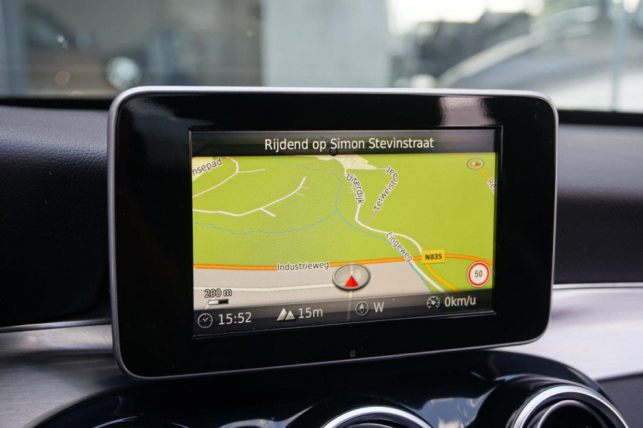 Mercedes-Benz C-Klasse Estate 180 AMG Sport Edition *INCL BTW* + PANODAK / BI-XENON / 19'' LMV / STOELVERWARMING Mercedes-Benz C-Klasse Estate 180 AMG Sport Edition *INCL BTW* + PANODAK / BI-XENON / 19'' LMV / STOELVERWARMING