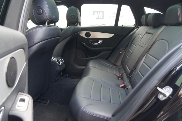 Mercedes-Benz C-Klasse Estate 180 AMG Sport Edition *INCL BTW* + PANODAK / BI-XENON / 19'' LMV / STOELVERWARMING Mercedes-Benz C-Klasse Estate 180 AMG Sport Edition *INCL BTW* + PANODAK / BI-XENON / 19'' LMV / STOELVERWARMING