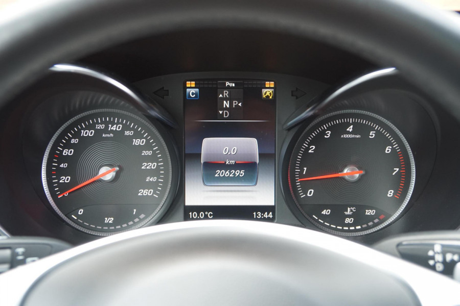 Mercedes-Benz C-Klasse Estate 180 AMG Sport Edition *INCL BTW* + PANODAK / BI-XENON / 19'' LMV / STOELVERWARMING Mercedes-Benz C-Klasse Estate 180 AMG Sport Edition *INCL BTW* + PANODAK / BI-XENON / 19'' LMV / STOELVERWARMING