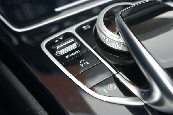 Mercedes-Benz C-Klasse Estate 180 AMG Sport Edition *INCL BTW* + PANODAK / BI-XENON / 19'' LMV / STOELVERWARMING Mercedes-Benz C-Klasse Estate 180 AMG Sport Edition *INCL BTW* + PANODAK / BI-XENON / 19'' LMV / STOELVERWARMING