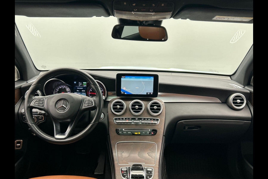 Mercedes-Benz GLC 350e 4MATIC Business PHEV Pano/dak Trekhaak Rondomzicht/Camera