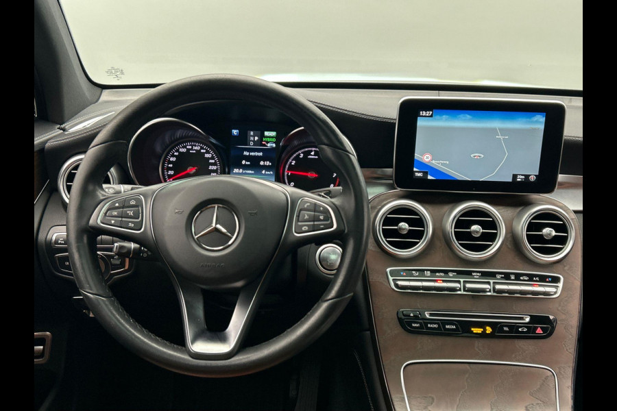 Mercedes-Benz GLC 350e 4MATIC Business PHEV Pano/dak Trekhaak Rondomzicht/Camera