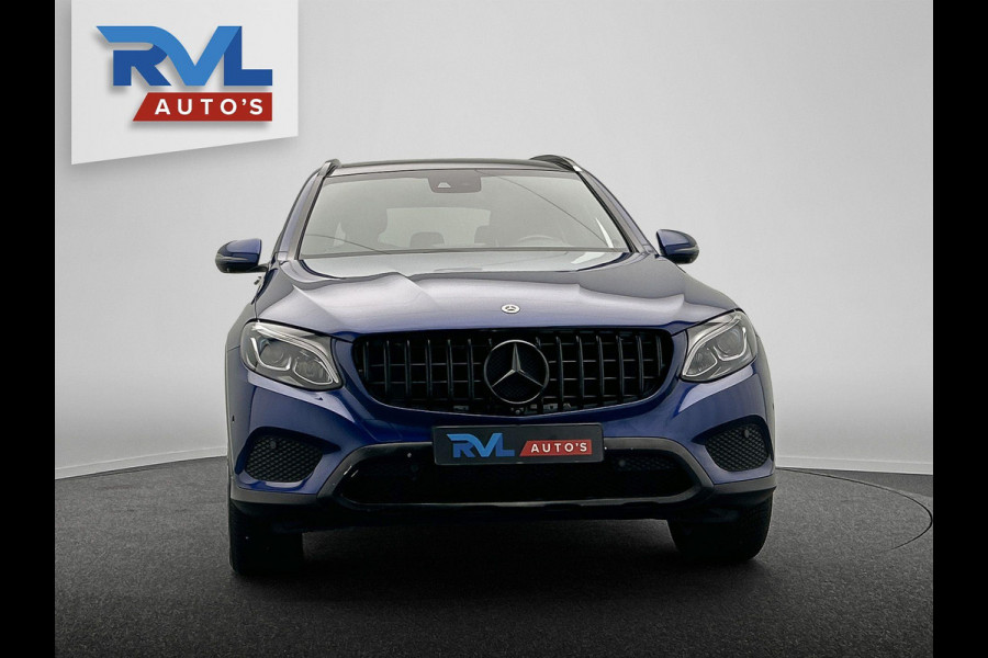 Mercedes-Benz GLC 350e 4MATIC Business PHEV Pano/dak Trekhaak Rondomzicht/Camera