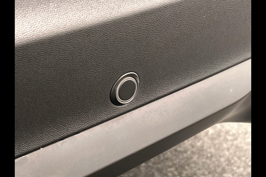 Mercedes-Benz GLC 350e 4MATIC Business PHEV Pano/dak Trekhaak Rondomzicht/Camera