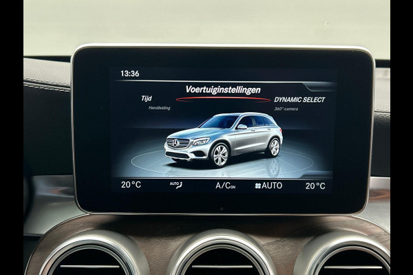 Mercedes-Benz GLC 350e 4MATIC Business PHEV Pano/dak Trekhaak Rondomzicht/Camera
