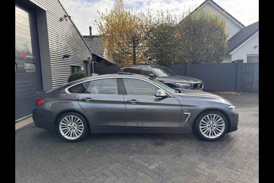 BMW 4 Serie Gran Coupé 420d Corporate Lease High Executive | Panoramadak | Camera | DAB | Lichtmetalen Velgen | Stoelverwarming |