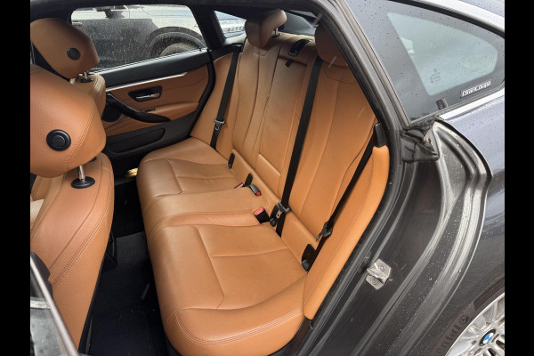 BMW 4 Serie Gran Coupé 420d Corporate Lease High Executive | Panoramadak | Camera | DAB | Lichtmetalen Velgen | Stoelverwarming |