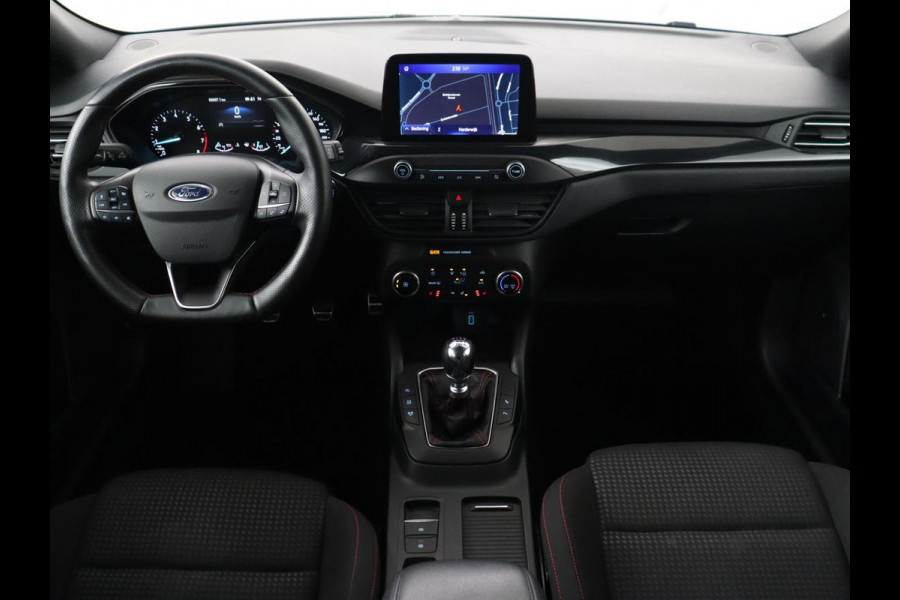 Ford Focus 1.5 EcoBoost ST Line | Panoramadak | Adaptive cruise | Stoel & stuurverwarming | Camera | B&O Sound | Carplay | Navigatie | Full LED | Park Assist | Airco