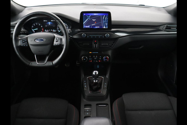Ford Focus 1.5 EcoBoost ST Line | Panoramadak | Adaptive cruise | Stoel & stuurverwarming | Camera | B&O Sound | Carplay | Navigatie | Full LED | Park Assist | Airco