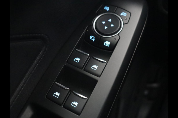 Ford Focus 1.5 EcoBoost ST Line | Panoramadak | Adaptive cruise | Stoel & stuurverwarming | Camera | B&O Sound | Carplay | Navigatie | Full LED | Park Assist | Airco
