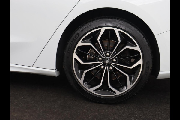 Ford Focus 1.5 EcoBoost ST Line | Panoramadak | Adaptive cruise | Stoel & stuurverwarming | Camera | B&O Sound | Carplay | Navigatie | Full LED | Park Assist | Airco