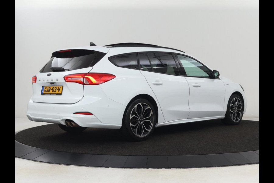 Ford Focus 1.5 EcoBoost ST Line | Panoramadak | Adaptive cruise | Stoel & stuurverwarming | Camera | B&O Sound | Carplay | Navigatie | Full LED | Park Assist | Airco