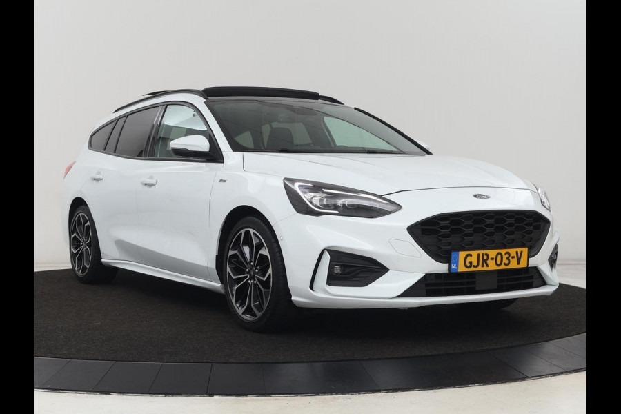 Ford Focus 1.5 EcoBoost ST Line | Panoramadak | Adaptive cruise | Stoel & stuurverwarming | Camera | B&O Sound | Carplay | Navigatie | Full LED | Park Assist | Airco
