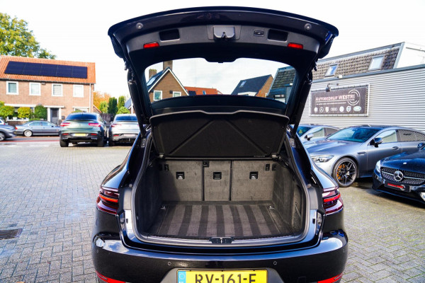 Porsche Macan 2.0 | Suede stuurwiel | Pano | Stuurwiel verwarming | Bose | Luchtvering | Dealer onderhouden |