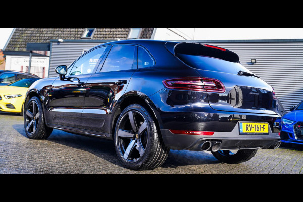 Porsche Macan 2.0 | Suede stuurwiel | Pano | Stuurwiel verwarming | Bose | Luchtvering | Dealer onderhouden |