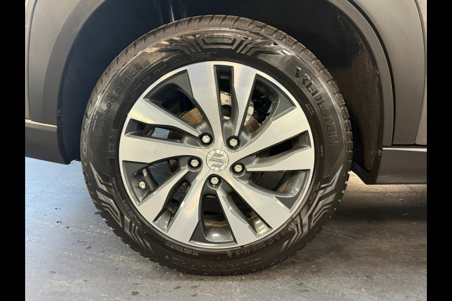 Suzuki S-Cross 1.4 Boosterjet Style Smart Hybrid | Pano | 360 Camera | 1/2 Leder | Stoelverwarming | NL Auto | NAP Suzuki S-Cross 1.4 Boosterjet Style Smart Hybrid | Pano | 360 Camera | 1/2 Leder | Stoelverwarming | NL Auto | NAP