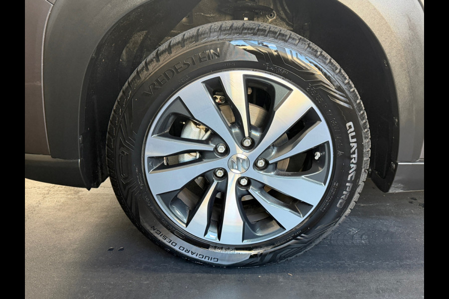 Suzuki S-Cross 1.4 Boosterjet Style Smart Hybrid | Pano | 360 Camera | 1/2 Leder | Stoelverwarming | NL Auto | NAP Suzuki S-Cross 1.4 Boosterjet Style Smart Hybrid | Pano | 360 Camera | 1/2 Leder | Stoelverwarming | NL Auto | NAP
