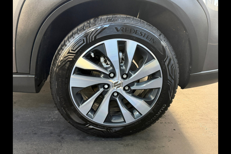 Suzuki S-Cross 1.4 Boosterjet Style Smart Hybrid | Pano | 360 Camera | 1/2 Leder | Stoelverwarming | NL Auto | NAP Suzuki S-Cross 1.4 Boosterjet Style Smart Hybrid | Pano | 360 Camera | 1/2 Leder | Stoelverwarming | NL Auto | NAP
