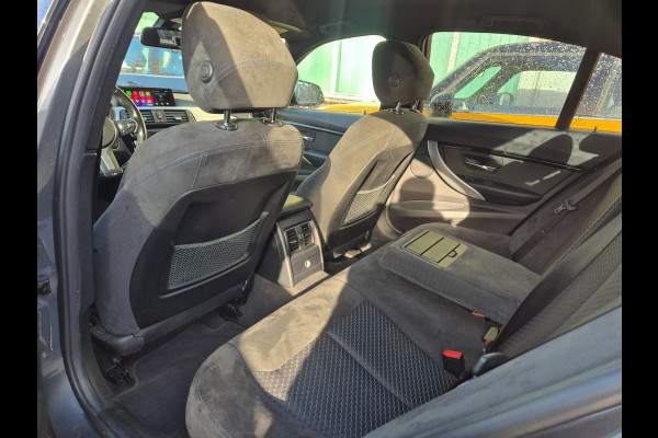 BMW 3-serie M Sport Shadow Executive Edition Apple CarPlay Alcantara LED NAP NL Rijklaar - Garantie inbegrepen!